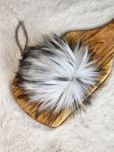 The OREO pom pom