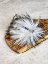 The OREO pom pom