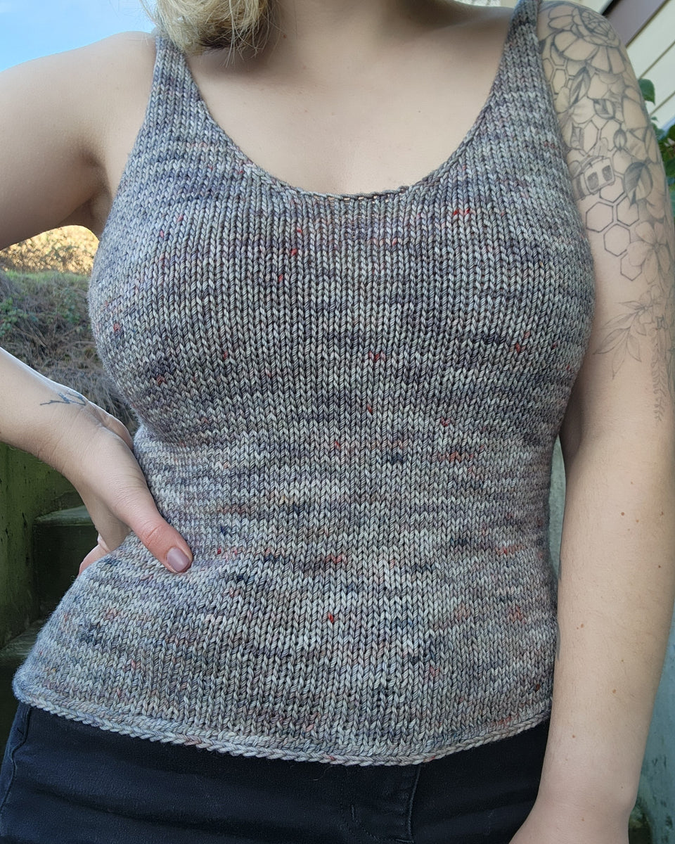 Rewind Tank - KNITTING PATTERN – Perfectly Knotted
