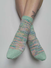 Voyager Socks - KNITTING PATTERN