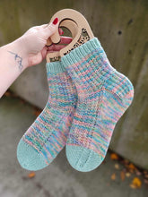 Voyager Socks - KNITTING PATTERN