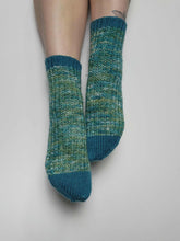 Voyager Socks - KNITTING PATTERN