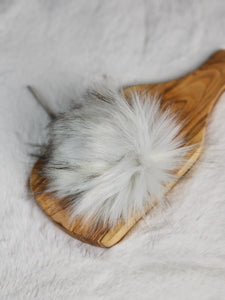 The SAND DOLLAR pom pom
