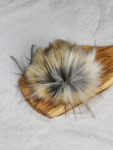 The SAND DOLLAR pom pom
