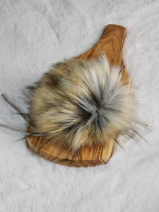 The SAND DOLLAR pom pom